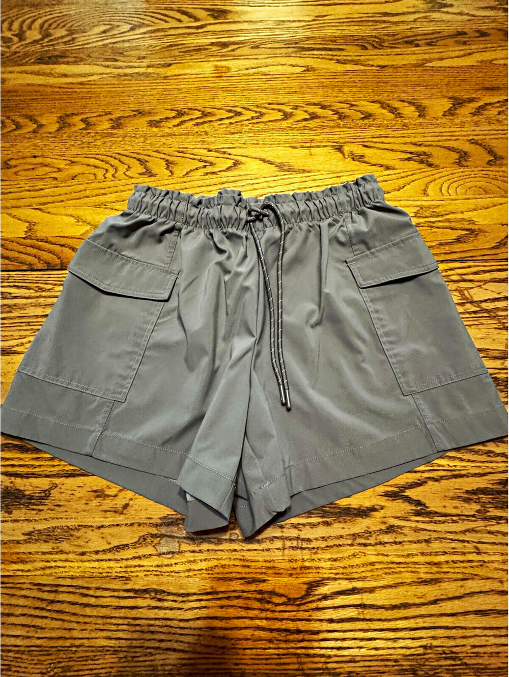 Avia Women M 8-10 Tan Cargo Utility Shorts Drawstring Elastic Waist Pockets